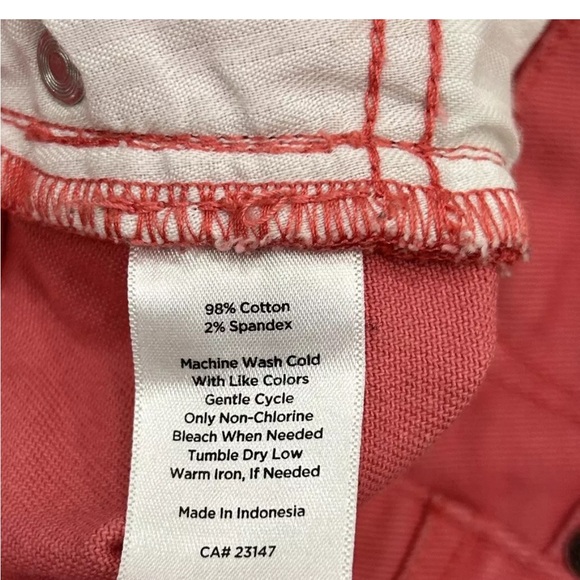 Talbots Petites Signature Crop Denim Pink Zipper Ankle Mid Rise Size 12p - Picture 5 of 5